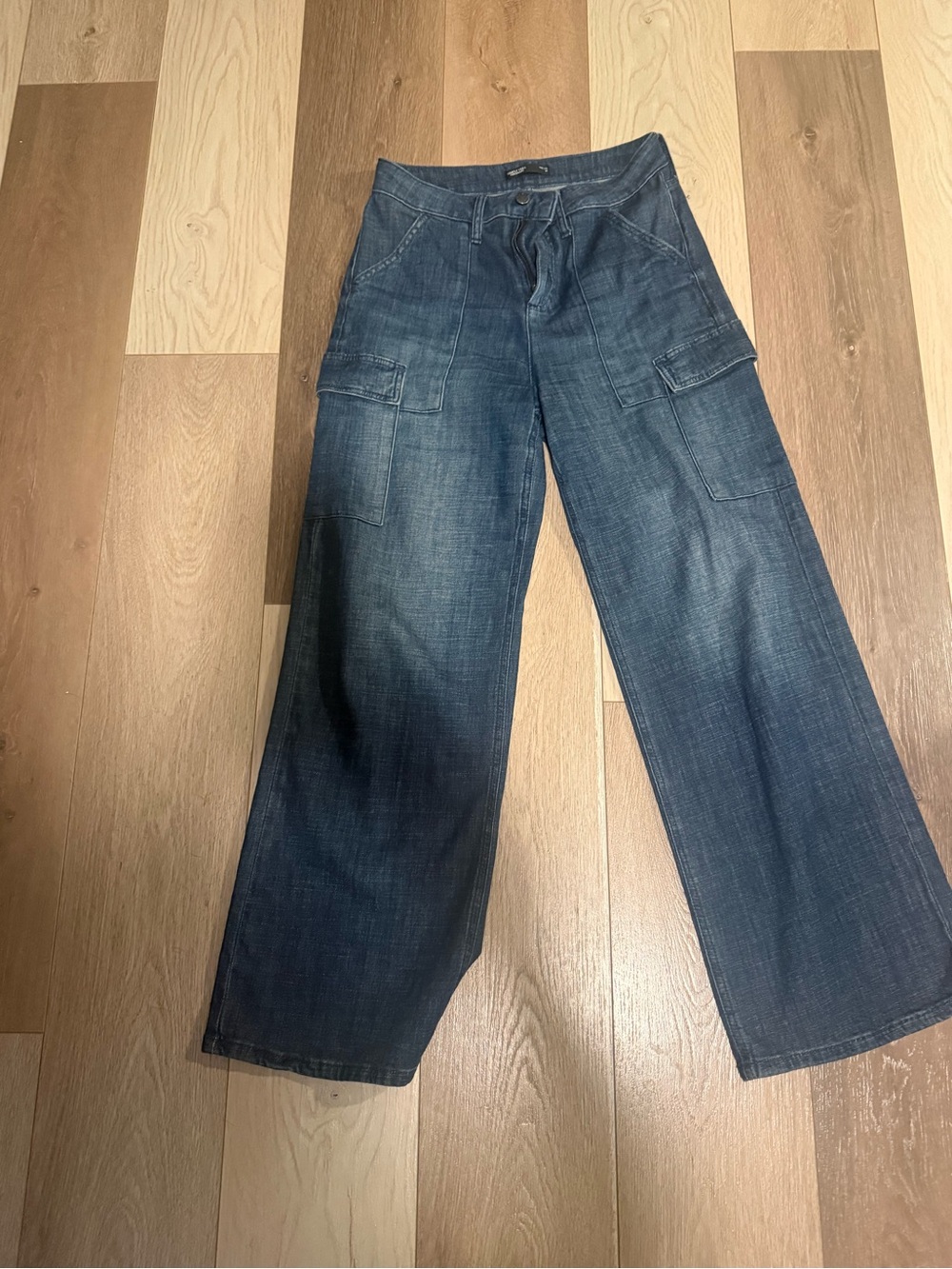 Vera Wang Dark Blue Wide-Leg Cargo Jeans